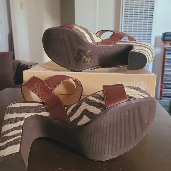 Michael Kors- IVANA SANDALS - Picture 4 of 4